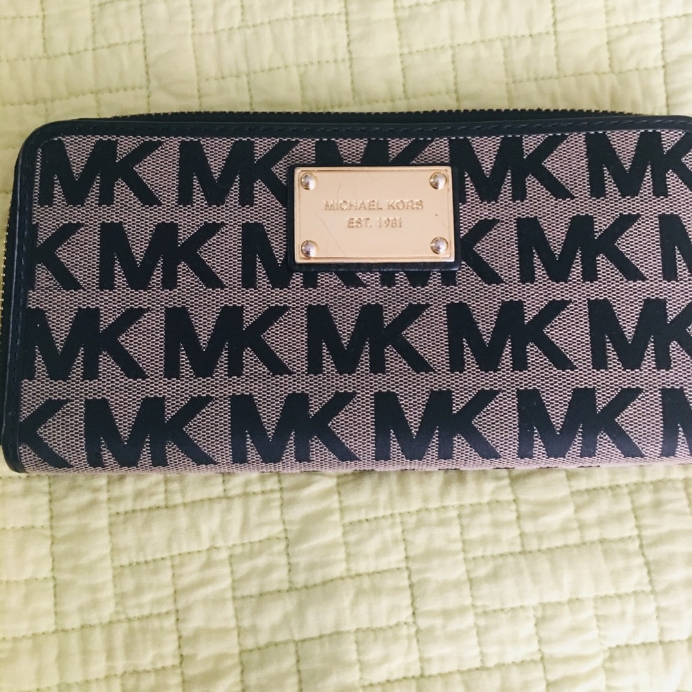 MK wallet